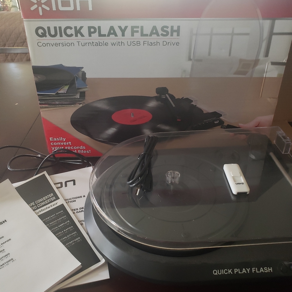Ion quick play flash record player